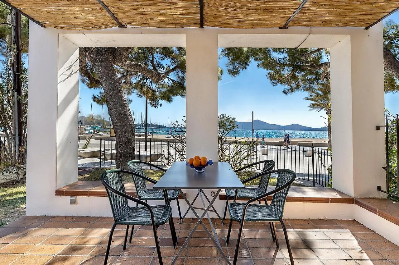 La Gola Apartment, First-Line Beachfront, Newly Refurbished 포엔샤 항구 아파트